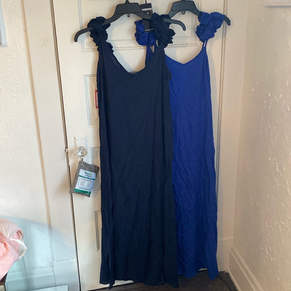 I have two Maxis that I bought from Dillards. They were 129 each